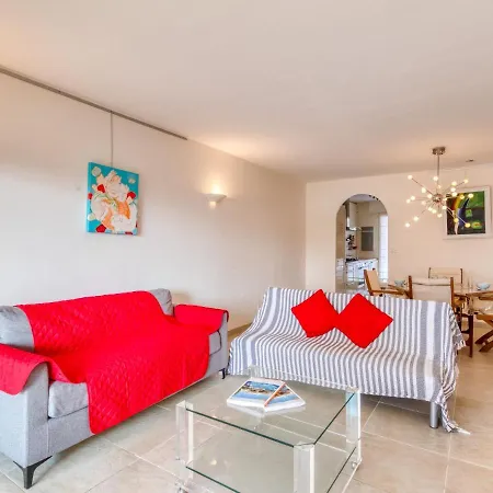 Quartier Latin-10 Daire